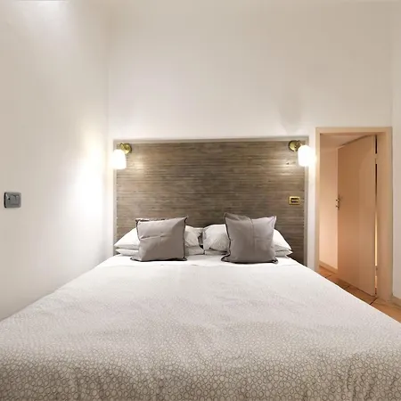 Wine Dolcetto Apartment