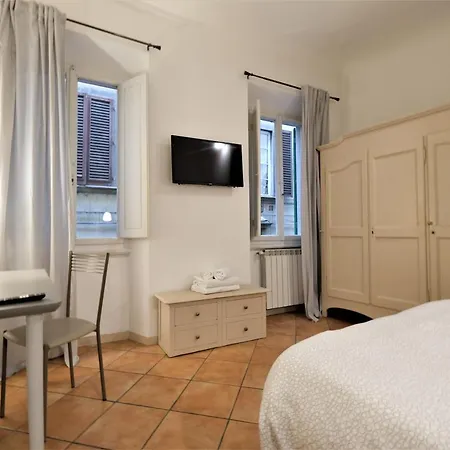 Wine Dolcetto Apartment Florenz