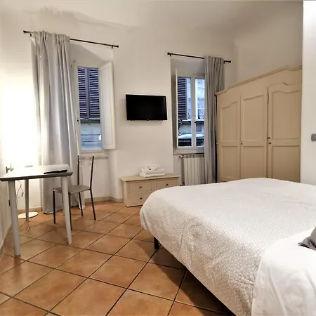 Wine Dolcetto Apartment Florence